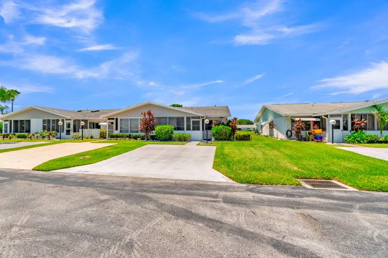 2 bedroom Villa at 3360 NE Rossi Court, Cypress Lakes 3-A, West Palm Beach — photo 4