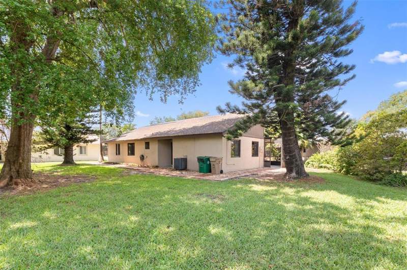 3 bedroom Villa at 2146 Nova Village Drive, Newmans Survey Sub No 1 & 2, Davie — photo 2