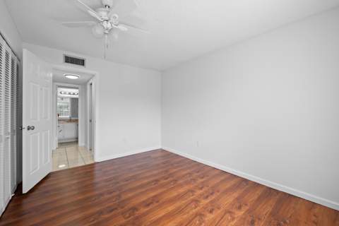 5190 E Sabal Palm Boulevard #209, Tamarac FL - photo 13 of 32