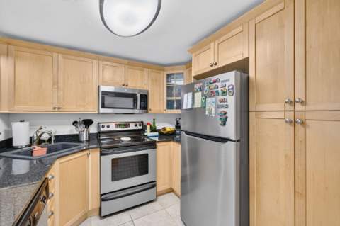3004 NE 5th Terrace #216-c, Wilton Manors FL - photo 24 of 53