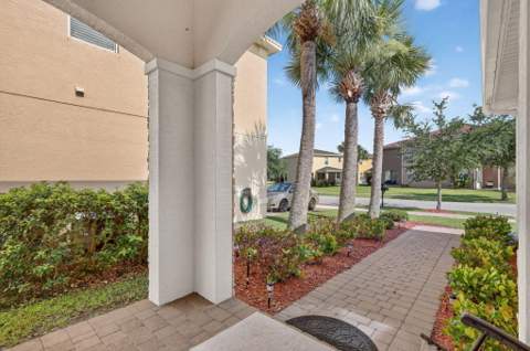 2415 NW Padova Street, Port St. Lucie FL - photo 6 of 74