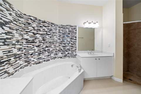 7400 NW 70th Avenue, Parkland FL - photo 15 of 26