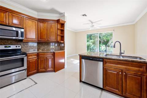7400 NW 70th Avenue, Parkland FL - photo 21 of 26