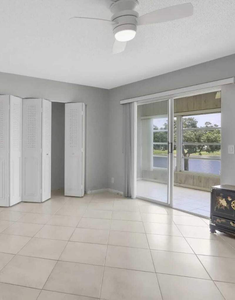 1 bedroom Condominium at 2053 Cornwall C, Cornwall At Century Village Condo, Boca Raton — photo 4