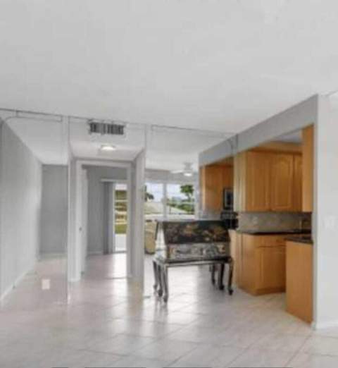 2053 Cornwall C, Boca Raton FL - photo 7 of 13