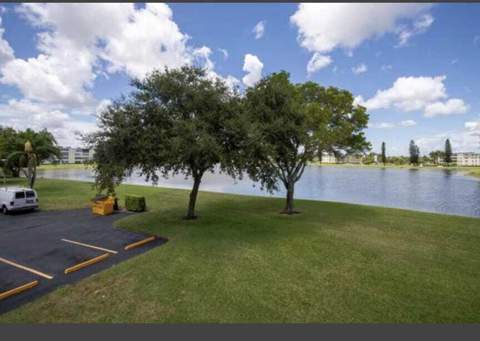 2053 Cornwall C, Boca Raton FL - photo 11 of 13