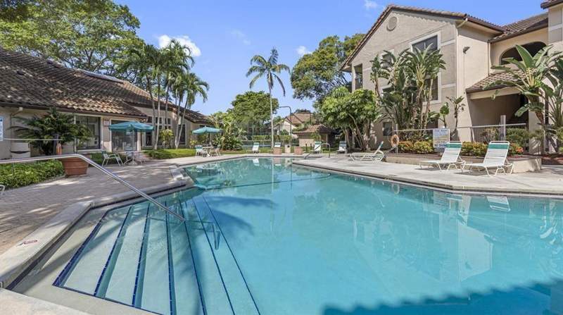 2 bedroom Condominium at 4341 W Mcnab Road #10, Palm Aire Gardens Condo, Pompano Beach — photo 3