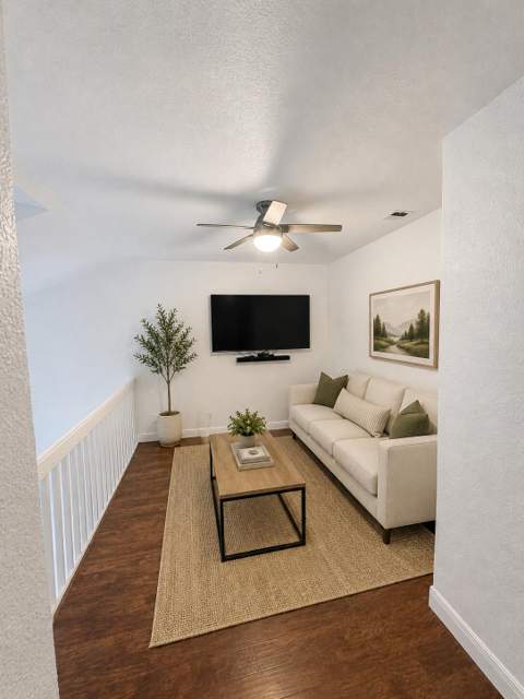 7177 Sportsmans Drive, North Lauderdale FL - photo 6 of 12