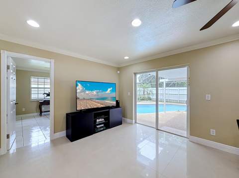 851 E Plantation Circle, Plantation FL - photo 20 of 60