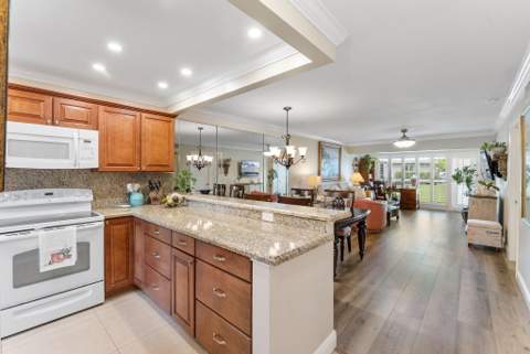 1041 Orange Terrace #104, Delray Beach FL - photo 14 of 36