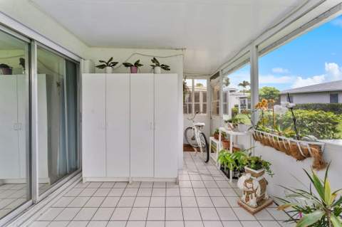1041 Orange Terrace #104, Delray Beach FL - photo 24 of 36