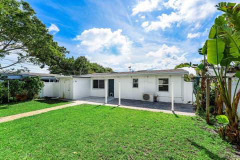 707 S Broadway, Lantana FL - photo 22 of 42