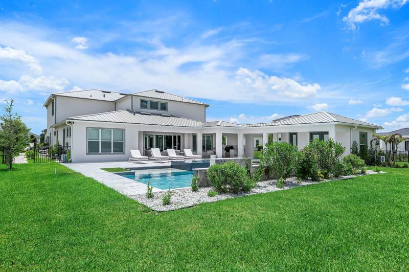 6 bedroom Single Family Residence at 20020 SE Bridgewater Drive, Bridgewater Preserve, Jupiter — photo 3