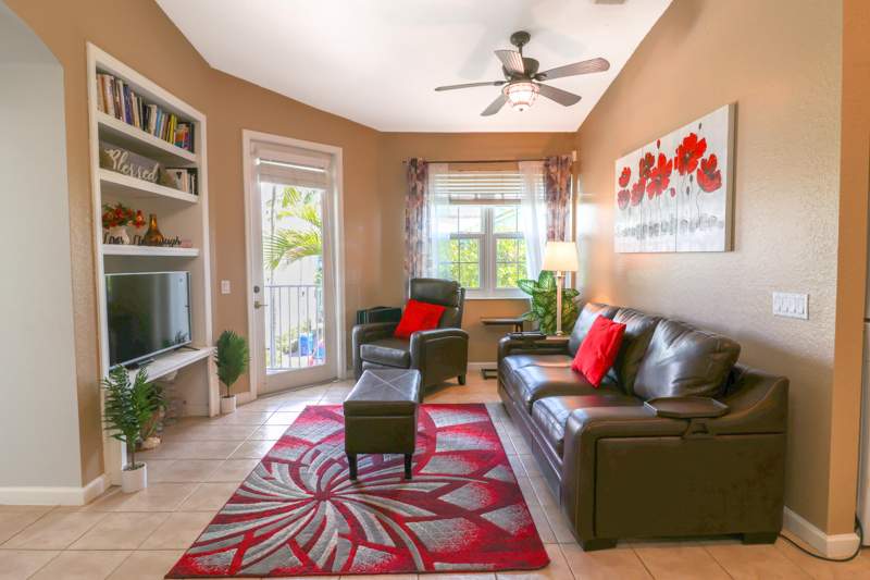 2 bedroom Townhouse at 3133 Laurel Ridge Circle, Thousand Oaks, Riviera Beach — photo 3