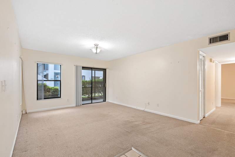 2 bedroom Condominium at 950 S Kanner Highway #402, Gardens At Poppleton Creek Condo, Stuart — photo 4
