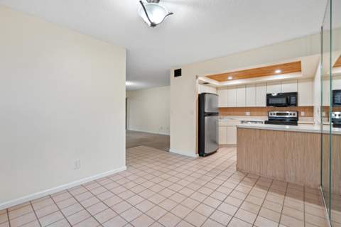 950 S Kanner Highway #402, Stuart FL - photo 8 of 24