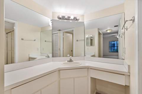 950 S Kanner Highway #402, Stuart FL - photo 16 of 24