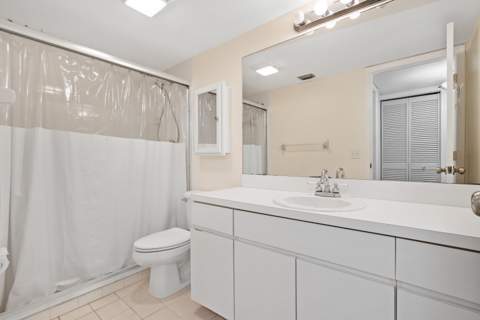 950 S Kanner Highway #402, Stuart FL - photo 19 of 24