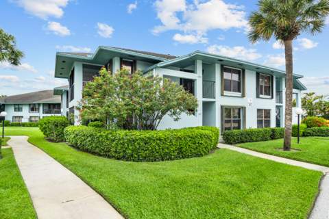 950 S Kanner Highway #402, Stuart FL - photo 23 of 24