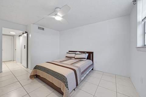 7100 NW 17th Street #220, Plantation FL - photo 13 of 34