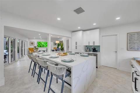1700 Marietta Drive, Fort Lauderdale FL - photo 11 of 54