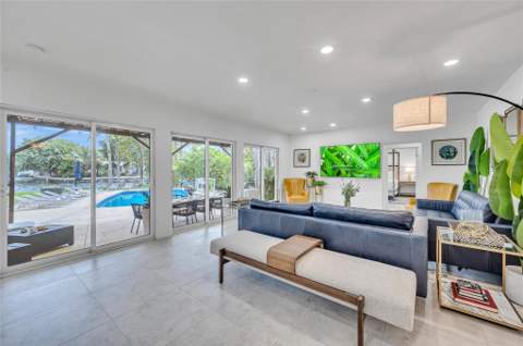 1700 Marietta Drive, Fort Lauderdale FL - photo 13 of 54
