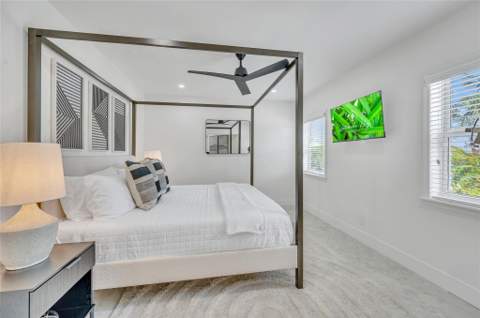 1700 Marietta Drive, Fort Lauderdale FL - photo 14 of 54