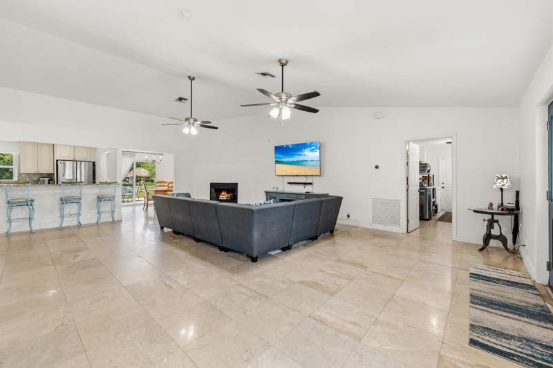 4 bedroom Single Family Residence at 17610 76th Street, Loxahatchee, Loxahatchee — photo 5