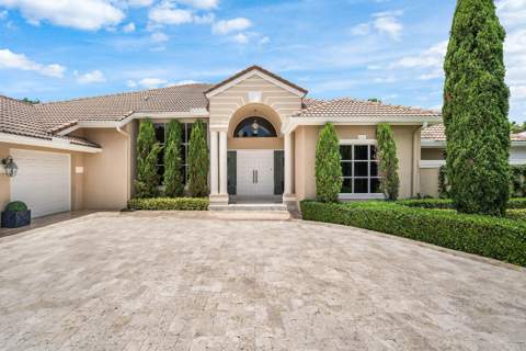 1697 Mayacoo Lakes Boulevard, West Palm Beach FL - photo 7 of 95