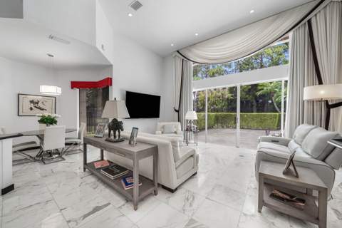 1697 Mayacoo Lakes Boulevard, West Palm Beach FL - photo 18 of 95