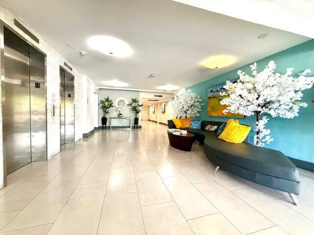 3 bedroom Condominium at 2681 S Course Drive #712, No 22 Palm-Aire Country Club, Pompano Beach — photo 5