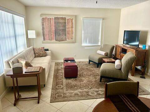 638 Snug Harbor Drive #E11, Boynton Beach FL - photo 6 of 42