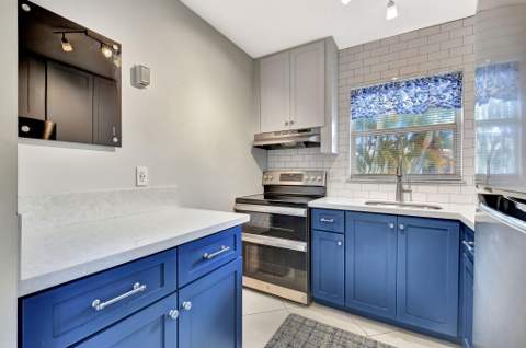 638 Snug Harbor Drive #E11, Boynton Beach FL - photo 18 of 42