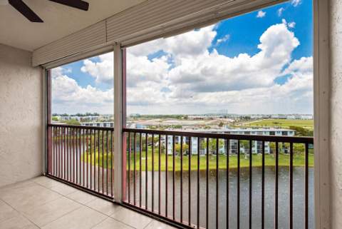 2215 Cypress Island Drive #906, Pompano Beach FL - photo 10 of 28