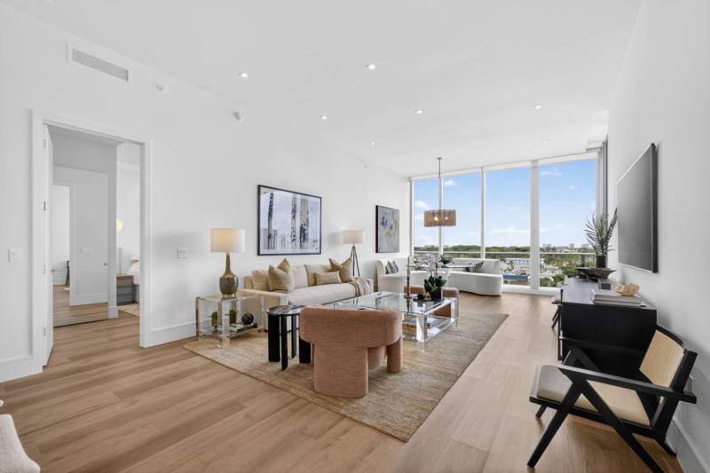 2 bedroom Condominium at 220 Lake Shore Drive #613, Nautilus 220 Condo, Lake Park — photo 4