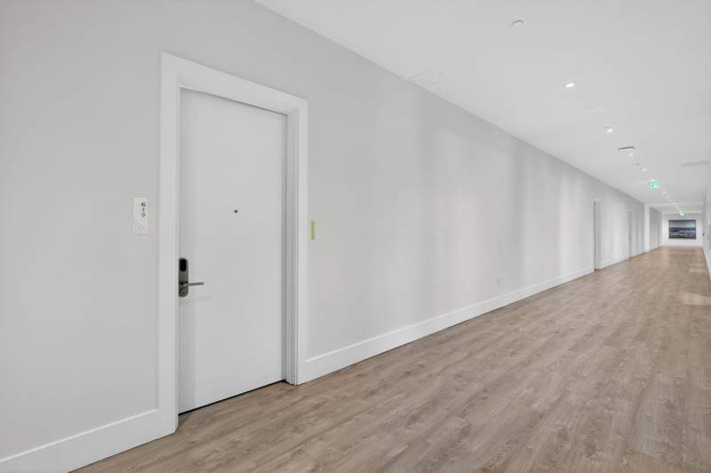 2 bedroom Condominium at 220 Lake Shore Drive #617, Nautilus 220 Condo, Lake Park — photo 3
