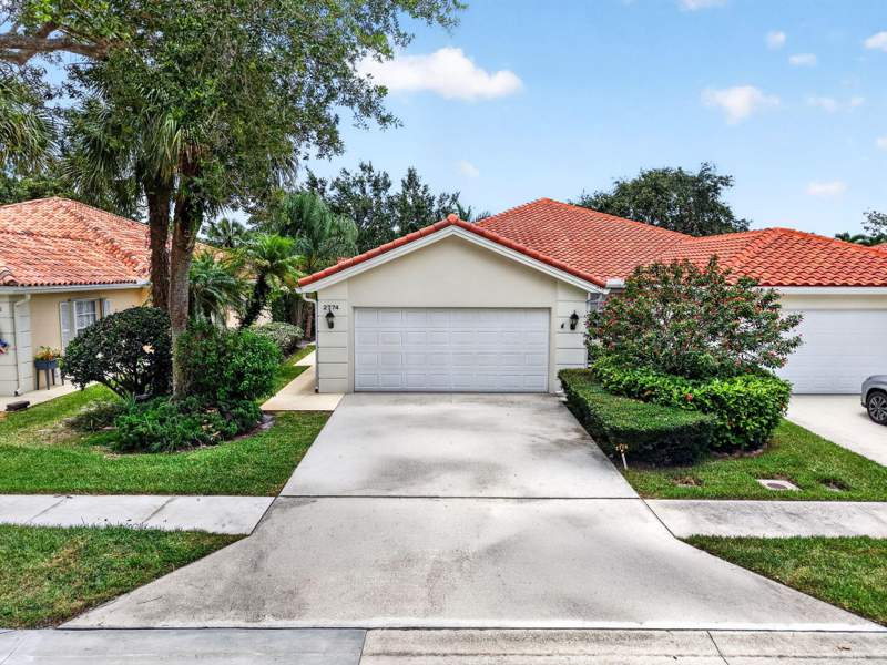 2 bedroom Villa at 2774 Livingston Lane, Riverwalk 4, West Palm Beach — photo 2