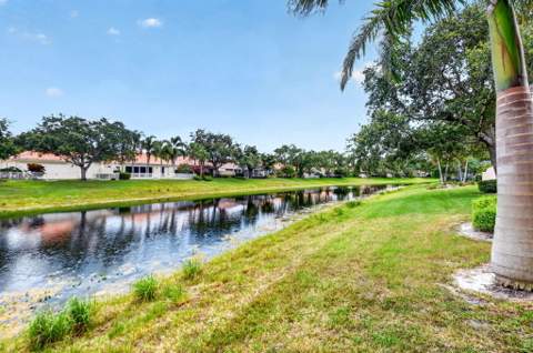 2774 Livingston Lane, West Palm Beach FL - photo 16 of 98