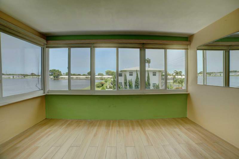 2 bedroom Condominium at 1118 Lake Terrace #204, Leisureville Lake Condo, Boynton Beach — photo 2