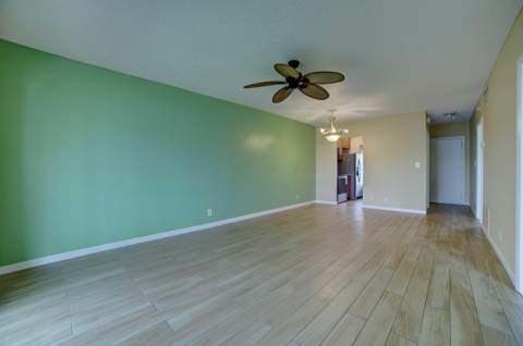 1118 Lake Terrace #204, Boynton Beach FL - photo 6 of 30