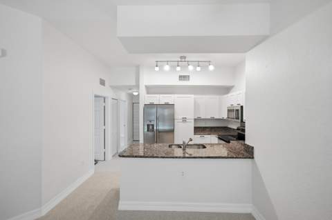 58 SE Palermo Court #104, Stuart FL - photo 8 of 37