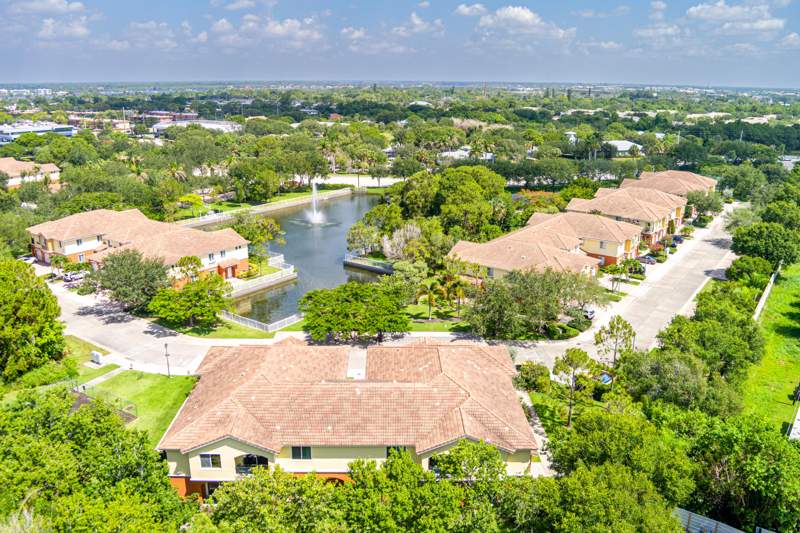 3 bedroom Condominium at 58 SE Palermo Court #104, Vilabella Central Park Condo, Stuart — photo 3
