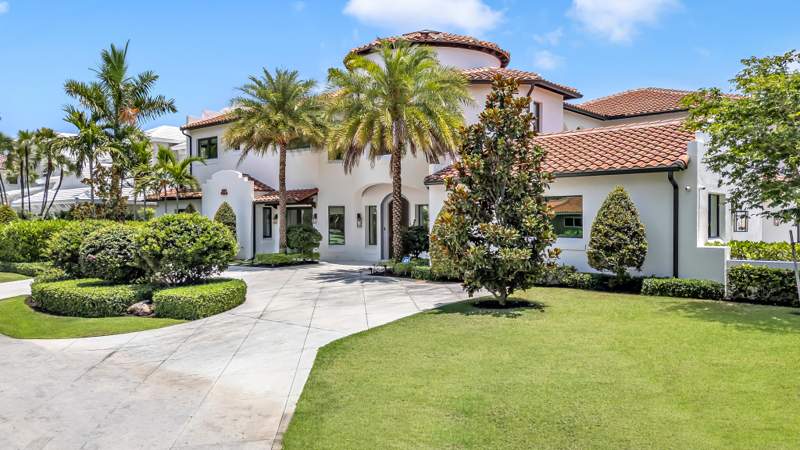8 bedroom Single Family Residence at 2300 NE 34th Court, Lighthouse Point 6th Sec, Lighthouse Point — photo 4