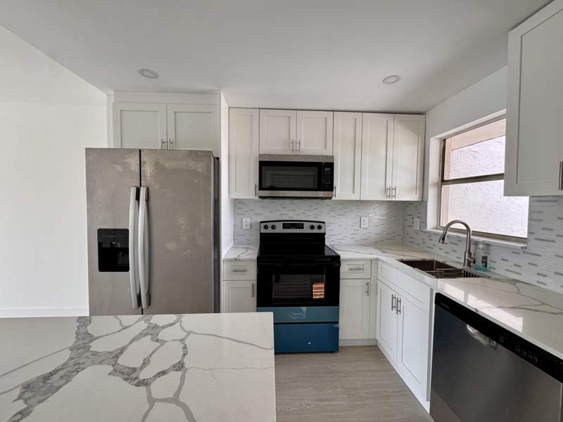 2 bedroom Condominium at 2831 E Sunrise Lakes Drive #311, Sunrise Lakes 12 Condo, Sunrise — photo 4