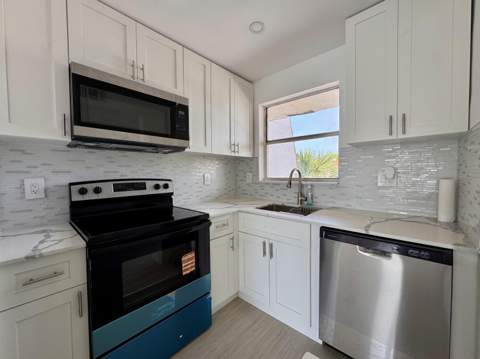 2831 E Sunrise Lakes Drive #311, Sunrise FL - photo 10 of 21