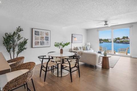 900 Jeffery Street, Boca Raton FL - photo 10 of 47