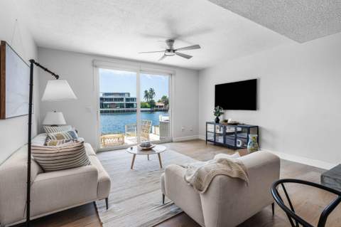 900 Jeffery Street, Boca Raton FL - photo 11 of 47