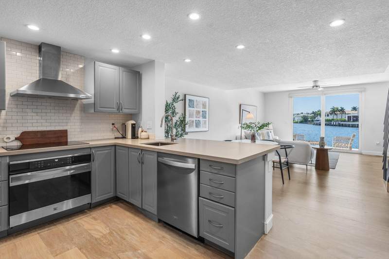 3 bedroom Townhouse at 900 Jeffery Street, Boca Quay Ph 3, Boca Raton — photo 2