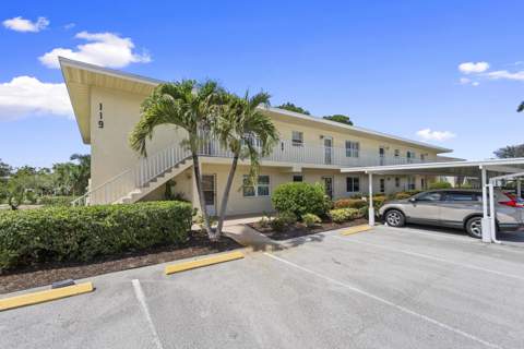 2950 SE Ocean Boulevard #119-6, Stuart FL - photo 23 of 30