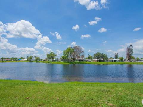 6704 Picante Circle, Fort Pierce FL - photo 9 of 65